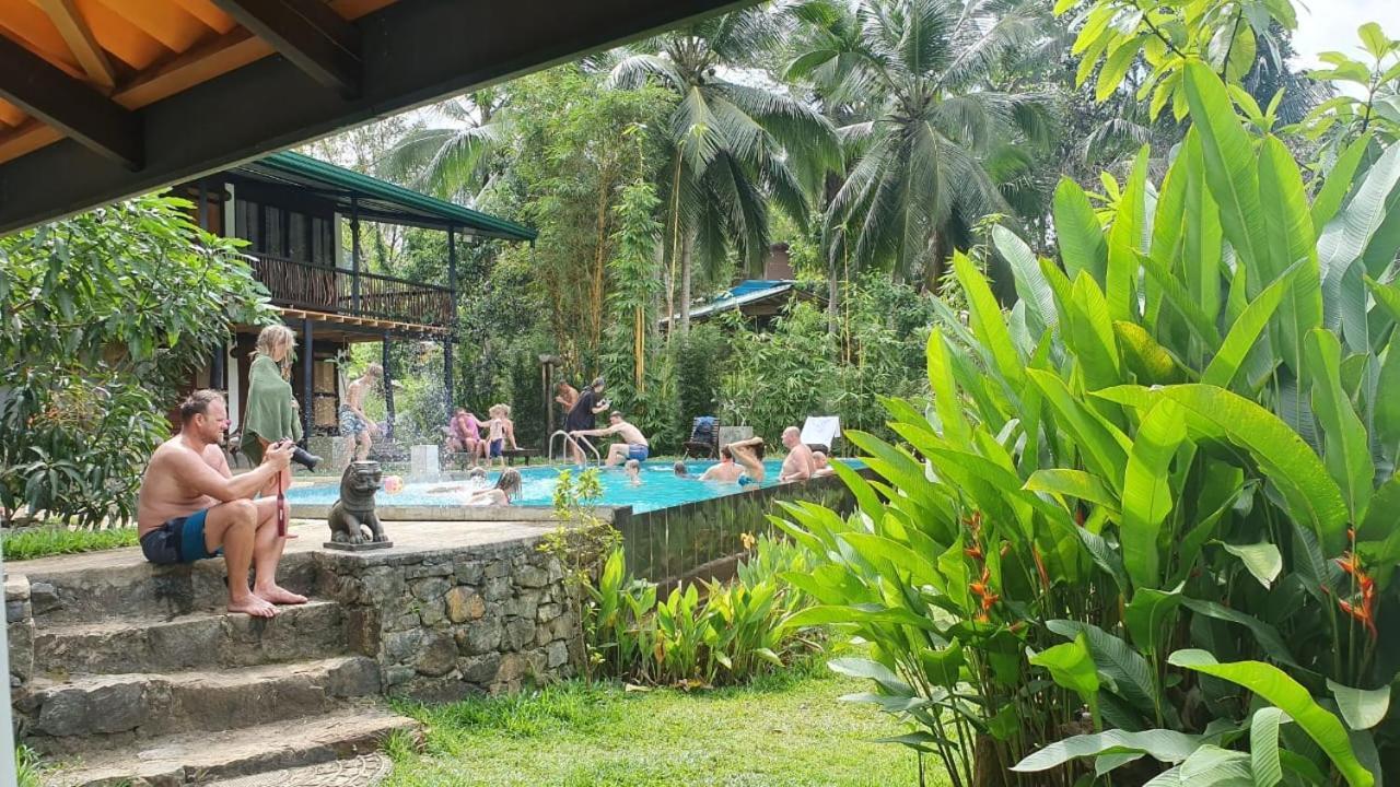 Sinharaja Hostel เดนิยายา ภายนอก รูปภาพ
